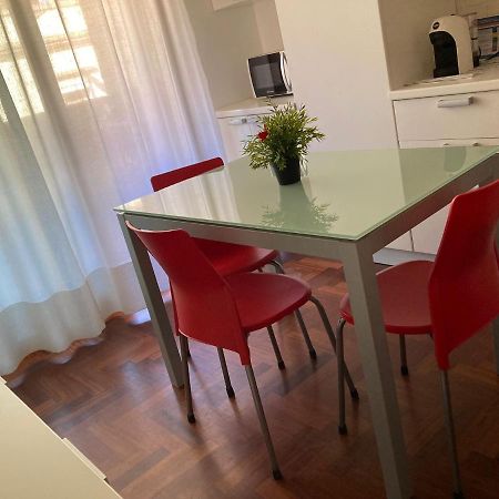 Da Sofia Apartment-Parking Кальярі Екстер'єр фото